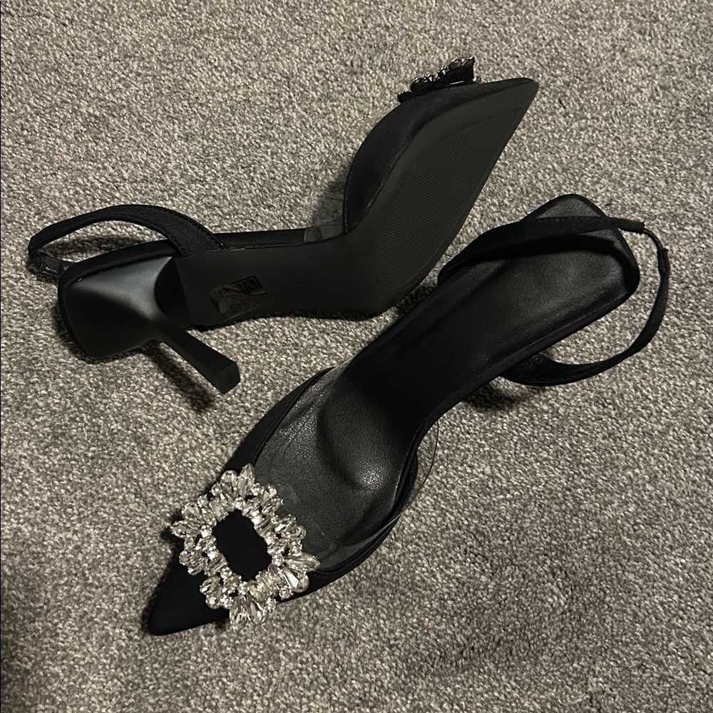 Elegant Black Women's Heels with Crystal Embellishment